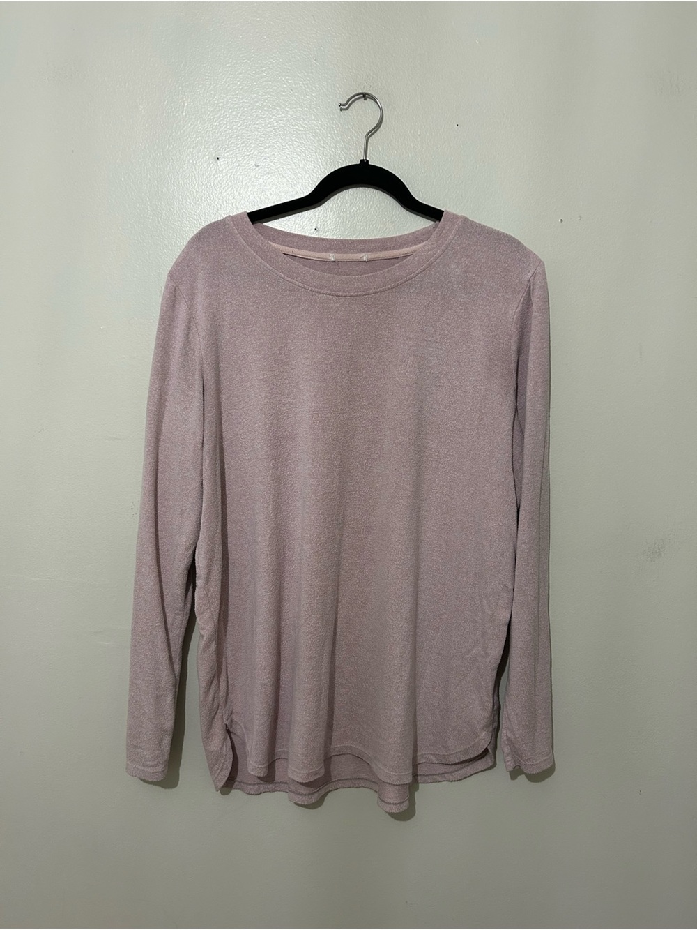 Light Mauve Long Sleeve Crewneck Top